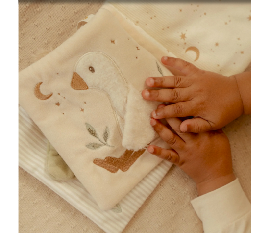 LIVRE D'ACTIVITES TISSU - NEWBORN