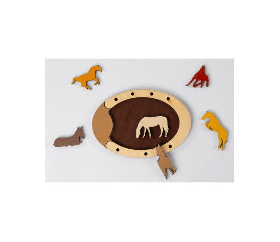 CASSE-TETE BOIS - CHEVAUX SAUVAGES